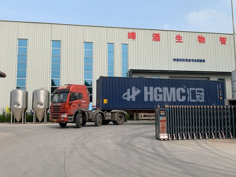 汇冠10吨啤酒发酵设备发货俄罗斯代理商